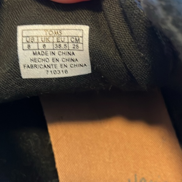 Toms Keith Harring high tops - size 8 - Picture 5 of 7